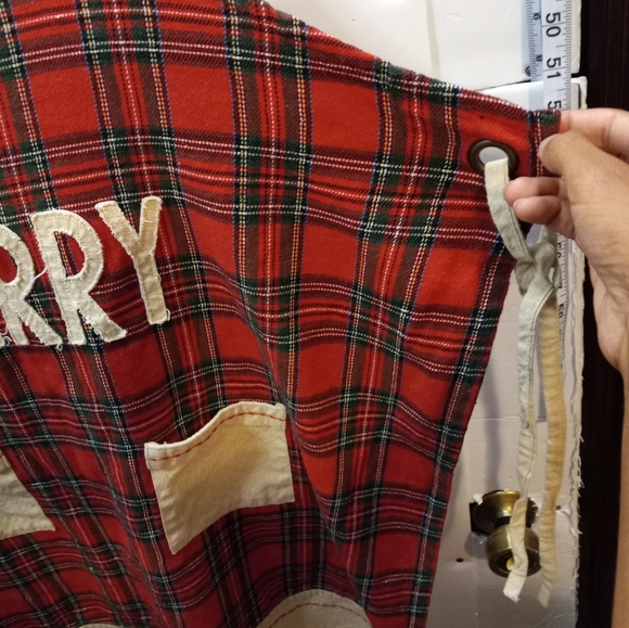 Mud Pie Plaid Merry Christmas Holidays Red Santa Front Pockets Apron - Picture 10 of 14
